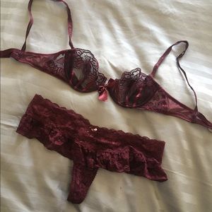 Victoria Secret bra/panty set
